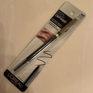 L’Oreal brow stylist defined Blonde